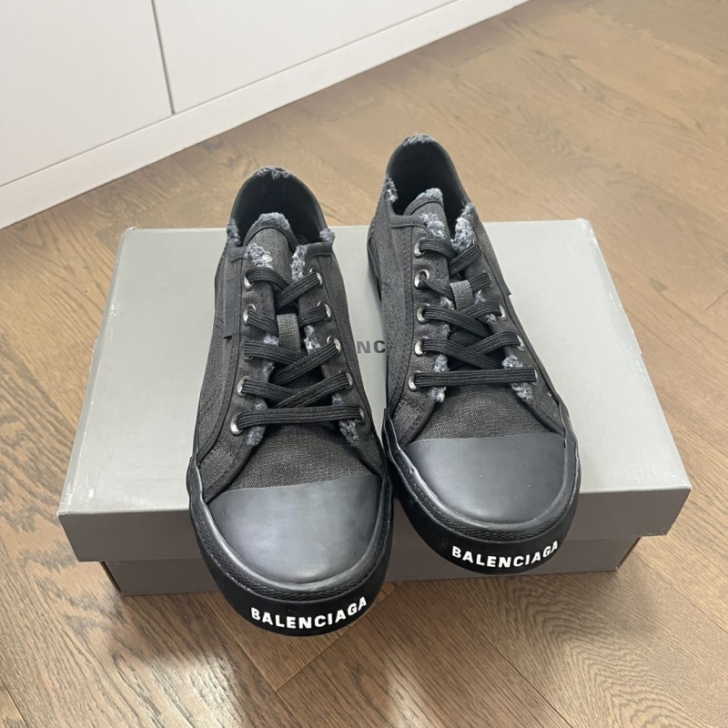 Balenciaga Sneakers